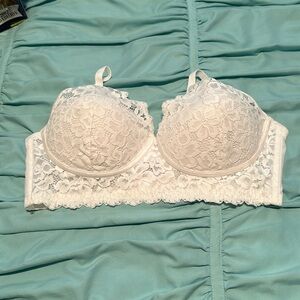 Maidenform bralette size 38C. White
